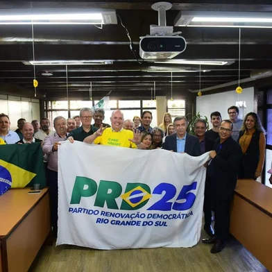 Ato de filiação do vereador de Caxias do Sul, Lucas Diel, ao PRD.<!-- NICAID(15715710) -->