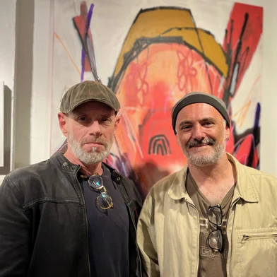 Os artistas caxienses Lucas Ponzi e Guto Nesi lançam um novo projeto musical. Já estão no Spotify os singles "Egrégora"  e "NEM". Logo sai o terceiro que se chamará "Pindorama" e, em Julho, a dupla vai lançar o álbum "Sinapse".<!-- NICAID(16046336) -->