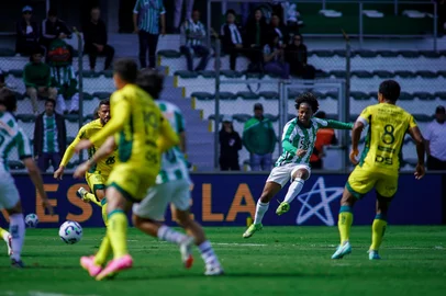 Juventude x Mirassol, 5ª rodada do Brasileirão 2025. Atacante Ênio.<!-- NICAID(16020532) -->