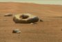 Robô da Nasa registra rocha em formato de "rosquinha" em Marte