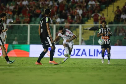 FLORIANÓPOLIS, SC, BRASIL, 22-04-2026: Athletic-MG vs Internacional, no estádio Orlando Scarpelli, em Santa Catarina. Foto: Ricardo Duarte/SC InternacionalIndexador: ricardo duarte<!-- NICAID(16271278) -->