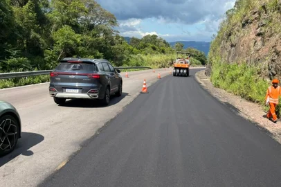 Assinada ordem de início para obras de recuperação de trecho da Rota do Sol<!-- NICAID(16205902) -->