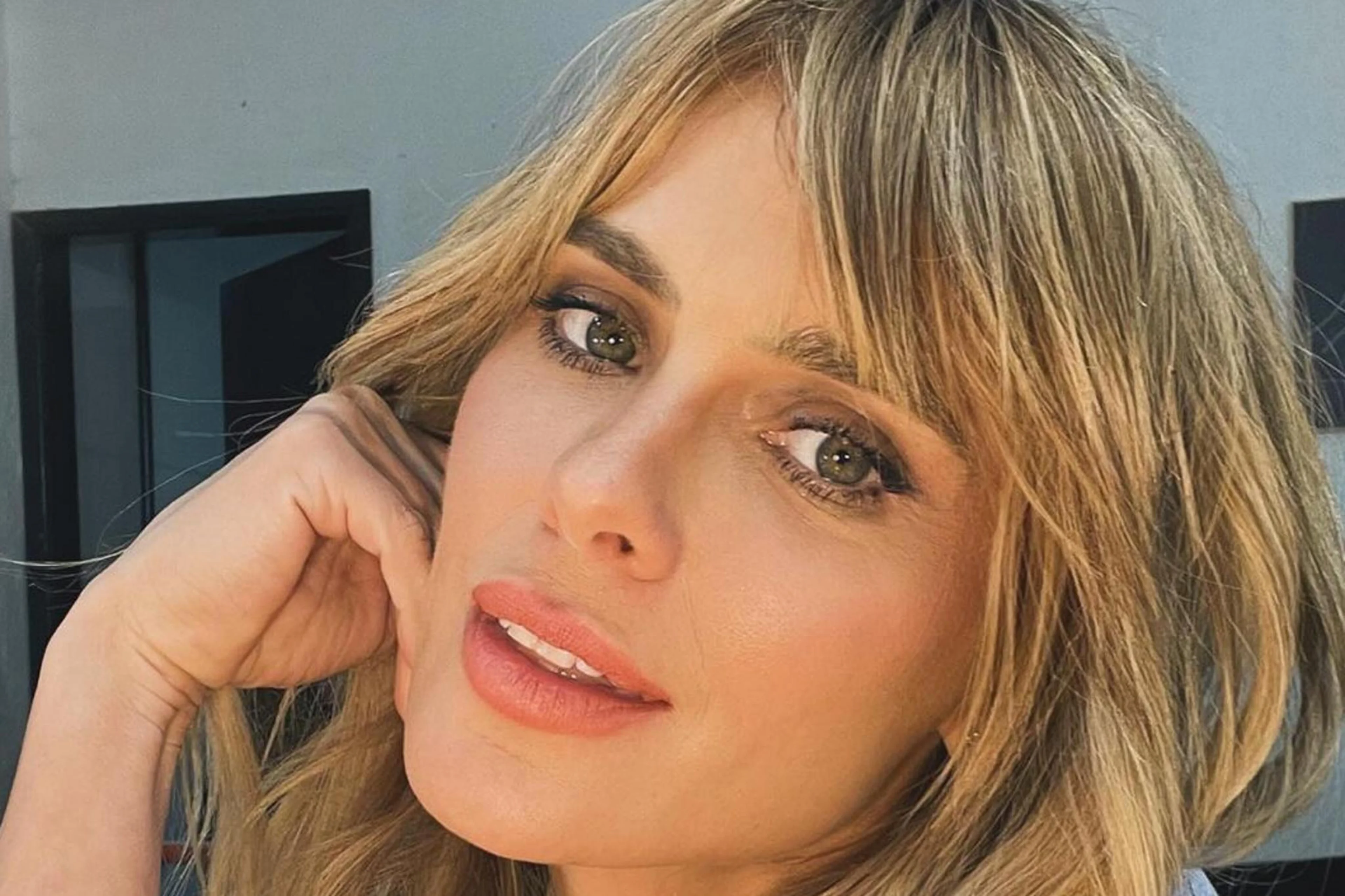 @loracarola Instagram/Reprodução