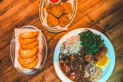 food hall dado bier, feijoada, destemperados, porto alegre<!-- NICAID(15441336) -->