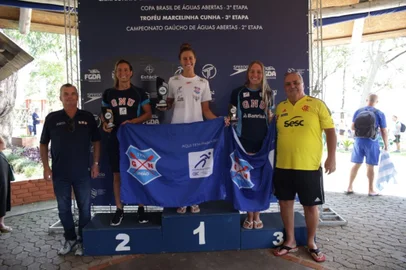 Pódio feminino 10km, Aguas Abertas