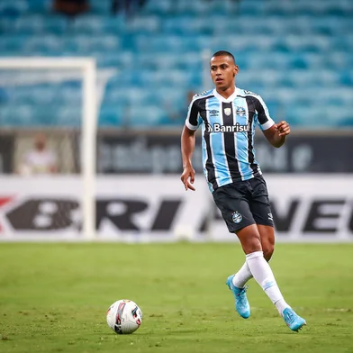 Gremio x JuventudeGrêmio, bruno alves Editoria: SPOIndexador: Lucas UebelSecao: futebolFonte: Gremio.netFotógrafo: Gremio x Juventude<!-- NICAID(15035334) -->