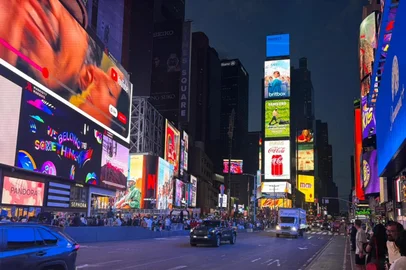 Eduardo Gabardo / Agência RBS Times Square à noite<!-- NICAID(16297440) -->