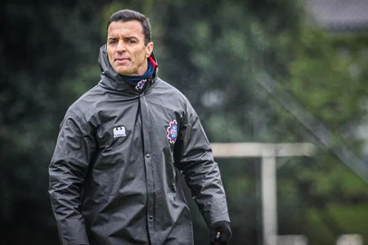 Júnior Rocha, técnico do Caxias na Série C de 2025<!-- NICAID(16049458) -->