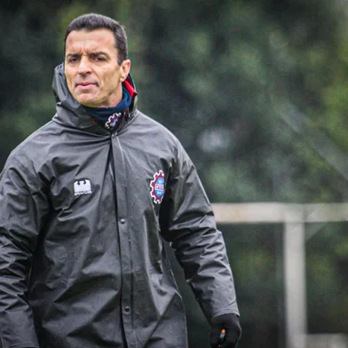 Júnior Rocha, técnico do Caxias na Série C de 2025<!-- NICAID(16049458) -->