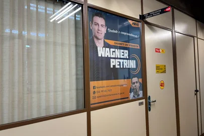 André Fiedler / Grupo RBS Gabinete do Vereador de Caxias do Sul Wagner Petrini<!-- NICAID(16363649) -->