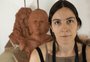 De Chico Buarque a Luís XIV da França: conheça as esculturas de cabeças da artista gaúcha Nina Eick