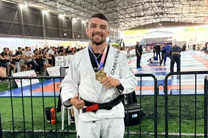 Garra Team / Divulgação Fábio Nunes conquista ouro na Copa Prime de Jiu-Jitsu em Porto Alegre<!-- NICAID(16246209) -->