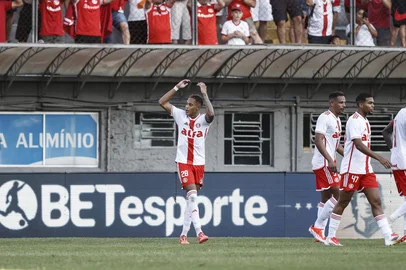 CAXIAS DO SUL, RS, BRASIL, 22-02-2025 - Caxias e Inter se enfrentam pelo jogo de ida da semifinal do Campeonato Gaúcho 2025, no Estádio Centenário, em Caxias do Sul. Foto: André Ávila / Agencia RBSIndexador: Andre Avila<!-- NICAID(15982029) -->