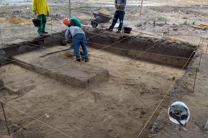 Quarenta e três esqueletos e mais de 100 mil peças arqueológicas são descobertos durante construção de condomínio em São Luís, no Maranhão.Fotos: Reprodução/WLage - Arqueologia<!-- NICAID(15643735) -->