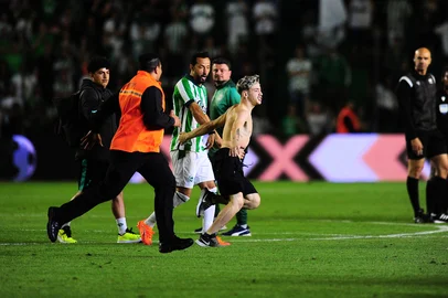 CAXIAS DO SUL, RS, BRASIL, 03/12/2025. Juventude x Santos, jogo válido pela 36ª rodada da série A do Campeonato Brasileiro 2025 e realizado no estádio Alfredo Jaconi. (Porthus Junior/Agência RBS)<!-- NICAID(16179914) -->