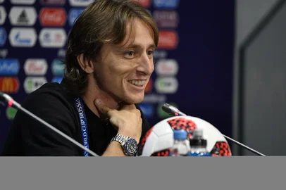 Croatia's midfielder Luka Modric holds a press conference at the Luzhniki Stadium in Moscow on July 14, 2018 on the eve of the Russia 2018 World Cup final football match between France and Croatia. / AFP PHOTO / Alexander NEMENOV