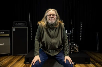 PORTO ALEGRE, RS, BRASIL, 27.09.2023: Humberto Gessinger faz show no Auditorio Araujo Vianna e lanca o disco "Quatro Cantos de um Mundo Redondo". Foto: Camila Hermes/Agencia RBS<!-- NICAID(15553211) -->