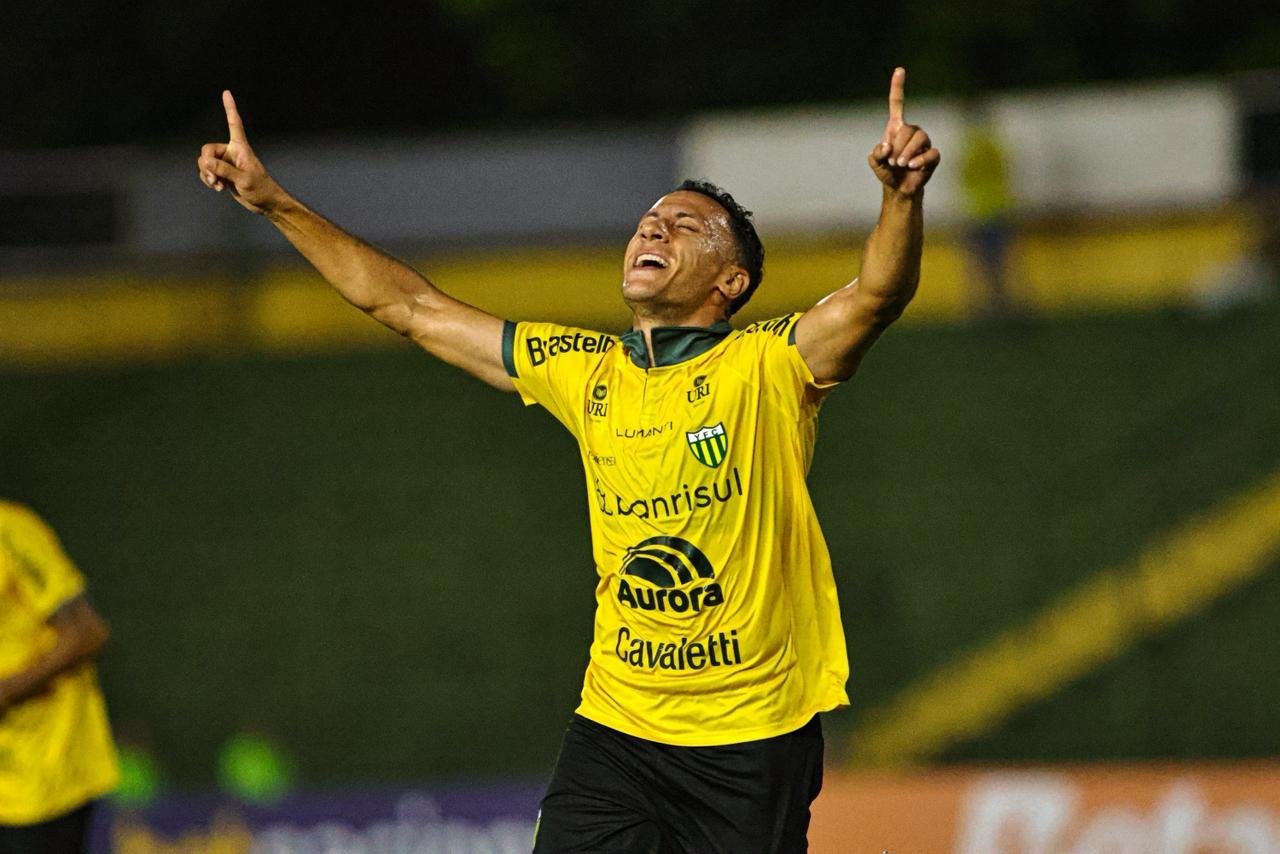 Centroavante desencanta, e coloca R$ 950 mil nos cofres do Ypiranga: "Vinha me cobrando"