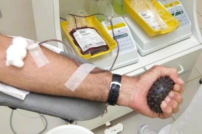 *** 02/26- Juliano- doação sangue ***Doadores de sangue no hemocentro do caridade. 26/02/07<!-- NICAID(1279019) -->