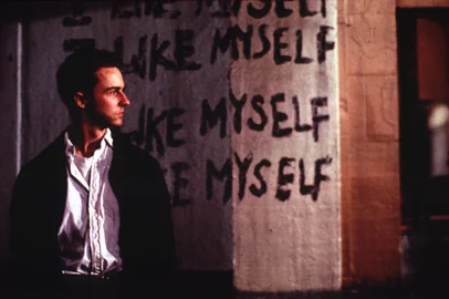 Ator Edward Norton (interpreta Jack) no filme Clube da Luta (Fight Club, EUA, 1999) do diretor David Fincher.#PÁGINA:01Pasta:82615 Fonte: Divulgação Fotógrafo: FOX<!-- NICAID(1945512) -->