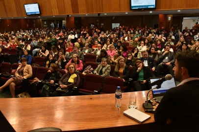 O primeiro encontro do Educa Mais RS, novo programa do TCE-RS, ocorreu nesta quarta-feira (12), na sede do Ministério Público, em Porto Alegre, dando a largada ao projeto.<!-- NICAID(15480665) -->