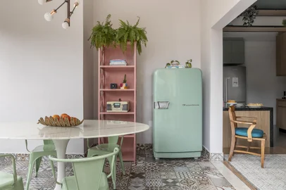 Candy colors na decoração - projeto de Carina Dal Fabbro<!-- NICAID(15388759) -->