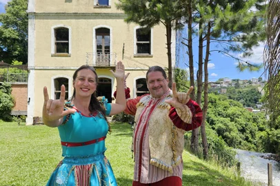 Centro Cultural Moinho da Cascata, em Caxias do Sul, sedia o 1º Festival Acessível – Teatros Inclusivos, neste domingo. Na foto, elenco do Grupo Ueba Produtos Notáveis, que irá apresentar as esquetes.<!-- NICAID(15913902) -->