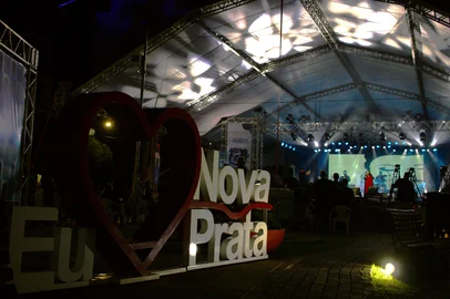 Fabiano Rodrigues de Oliveira / Divulgação Propondo a reflexão sobre o papel humano na criação musical, com o tema “E se os humanos deixassem de fazer música?", Nova Prata recebe a quinta edição do Festival de Música entre os dias 20 e 23 de novembro. A programação gratuita ocupará o Grêmio Pratense, a Casa de Cultura, a Câmara de Vereadores e a Praça da Bandeira, reunindo artistas, estudantes, pesquisadores e público em geral.<!-- NICAID(16165871) -->