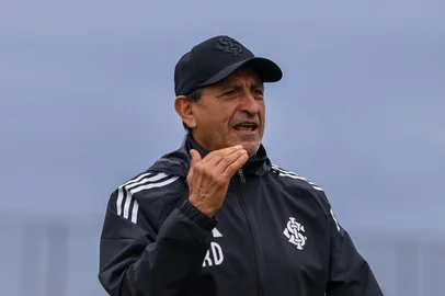 Ramón Díaz em treino do Inter antes da partica contra o Atlético-MG<!-- NICAID(16156090) -->