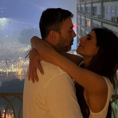 André Rizek anuncia noivado com Andréia Sadi nas redes sociais neste ano-novo de 2025<!-- NICAID(15945546) -->