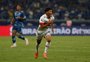 Joia do São Paulo desequilibra em vitória com pouco brilho contra o Cruzeiro