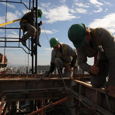Retomada de empregos na construção civil.<!-- NICAID(5334251) -->