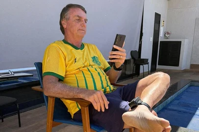 RIO DE JANEIRO, RJ, BRASIL, 04-08-2025: Bolsonaro participa por telefone de ato, usa redes de Flávio e pode ter problemas com STF. Foto: Redes Sociais/Reprodução<!-- NICAID(16094422) -->