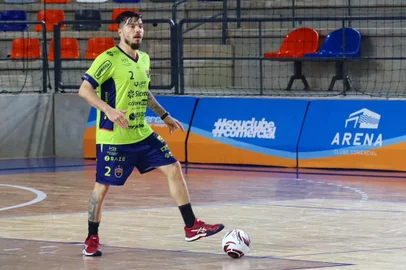 Jackson Samurai se prepara para estrear pelo Passo Fundo Futsal.<!-- NICAID(15476030) -->