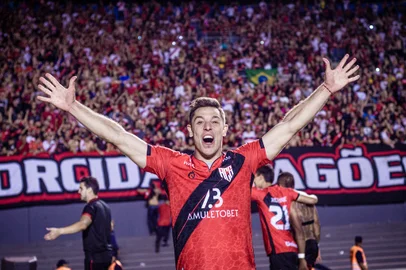 Diego Churín, atacante do Atlético-GO.<!-- NICAID(15172019) -->