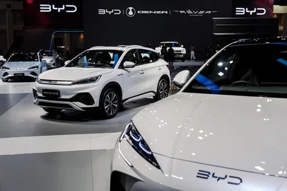 The BYD ATTO 3 from Chinese electric vehicle (EV) manufacturer BYD is pictured at the 2025 Bangkok International Motor Show at the Impact Arena convention venue in Bangkok on March 24, 2025. (Photo by Chanakarn Laosarakham / AFP)Editoria: FINLocal: BangkokIndexador: CHANAKARN LAOSARAKHAMSecao: automotive equipmentFonte: AFPFotógrafo: STR<!-- NICAID(16003931) -->