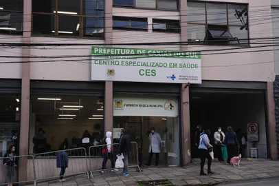 CAXIAS DO SUL, RS, BRASIL, 16/07/2021 - Fotos da fachada do CES - Centro Especializado de Saúde. (Marcelo Casagrande/Agência RBS)<!-- NICAID(14836857) -->