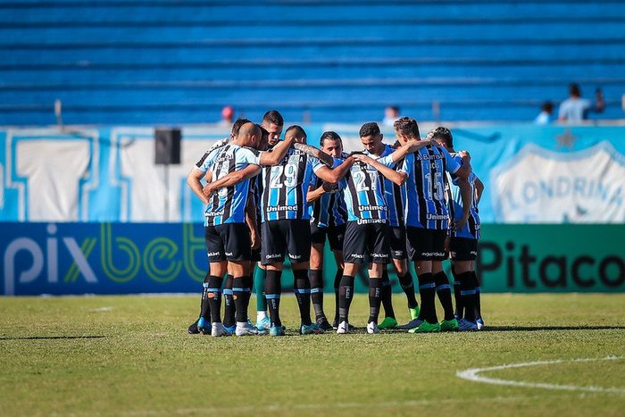 Grêmio define logística e emenda viagem para jogos contra Náutico e Tombense