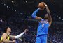 Astro do OKC quebra recorde de pontos nas finais da NBA e se iguala a lendas do basquete