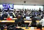 Em ano eleitoral, deputados que rechaçavam fim da escala 6x1 votam a favor e celebram vitória