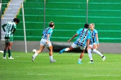 CAXIAS DO SUL, RS, BRASIL, 16/11/2025. Juventude x Grêmio, jogo de ida válido pela final do Campeonato Gaucho Feminino (Gauchão Feminino 2025) e realizado no estádio Alfredo Jaconi. (Porthus Junior/Agência RBS)Indexador: BTK                             <!-- NICAID(16168393) -->