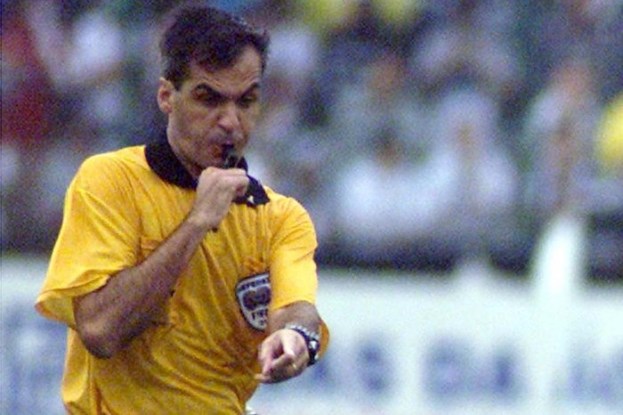 Jurandir Silveira / Ver Descrição