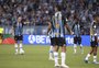 Após vitória do Grêmio sobre o Confiança, Arthur sai em defesa de Luís Castro: "Vamos com ele até o final"