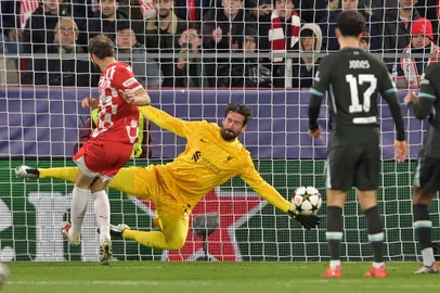Alisson, futebol, Liverpool