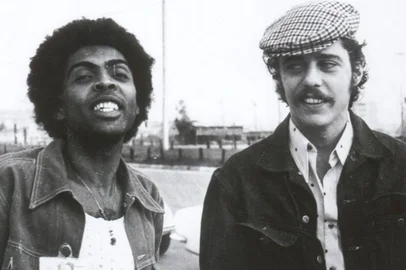 Caetano Veloso, Gilberto Gil e mais artistas celebram os 80 anos de Chico Buarque<!-- NICAID(15792605) -->