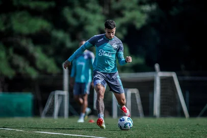 Treino do Juventude para a sexta rodada da Série A do Brasileirão. Na foto, o zagueiro ou lateral-esquerdo Marcos Paulo.<!-- NICAID(16022948) -->