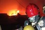 Incêndio no Rio Anil Shopping nesta terça-feira (7), em São Luís do Maranhão. Foto: Instagram @bombeiros.cbmma193 @celiorobertoaraujo / Reprodução<!-- NICAID(15369062) -->