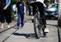 Ciclovia da Ipiranga interditada: espaço na calçada é disputado por pedestres e bicicletas