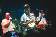Thiaguinho lança EP Banjo e Boné<!-- NICAID(16081780) -->