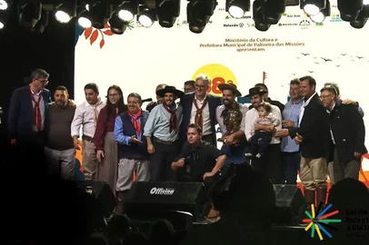 Carijo da Canção Gaúcha<!-- NICAID(16045862) -->
